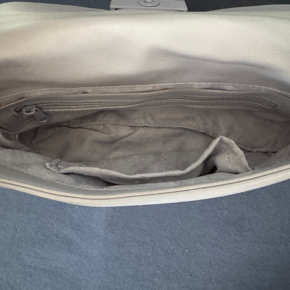 Steve Madden Lavender Shoulder Bag - Picture 3 of 4